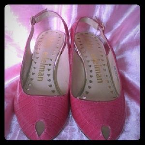 Fun pink kitten heels!