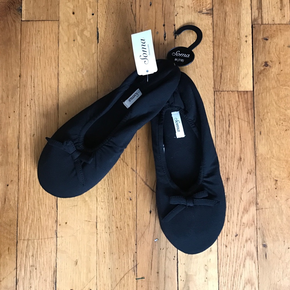 Soma NWT Slippers - Black