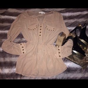 Eden & Olivia studded blouse • NWT • Medium ✨