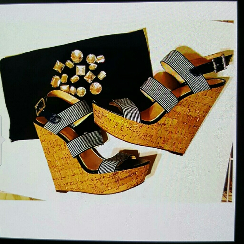 Brand new Jessica Simpson wedges