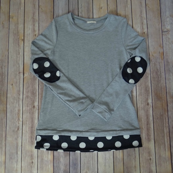 Tops - Only 1 M left! 👈Polka dot French terry shirt