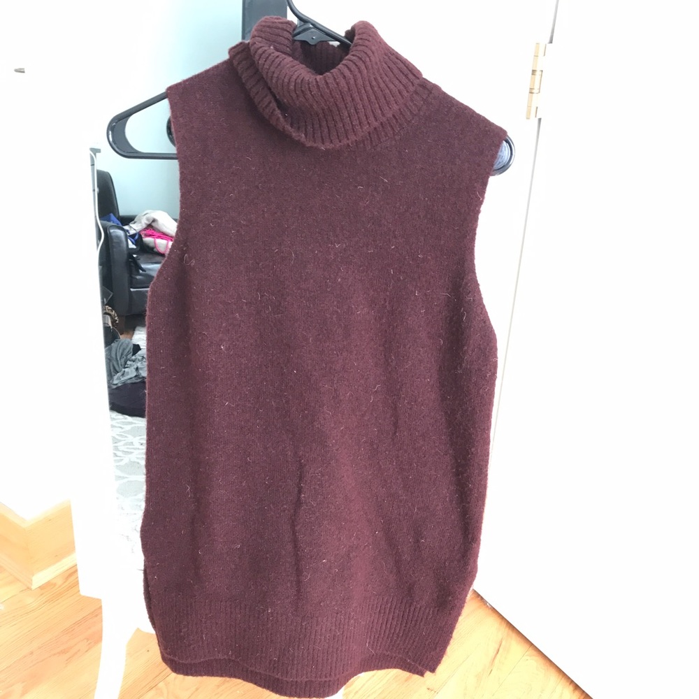 Cynthia rowley Maroon turtleneck sweater vest