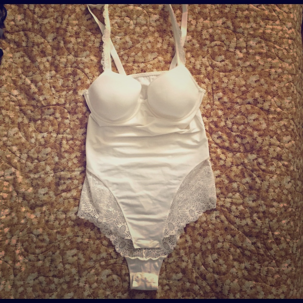 Simone Perele Caressence Bodysuit size 36B