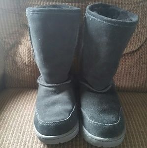 Bearpaw Boots