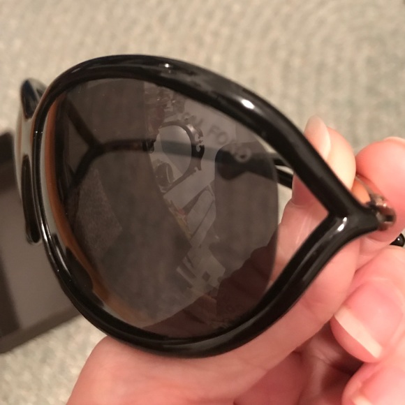 ❌SOLD❌Tom Ford Jennifer Black Sunglasses - Picture 6 of 6