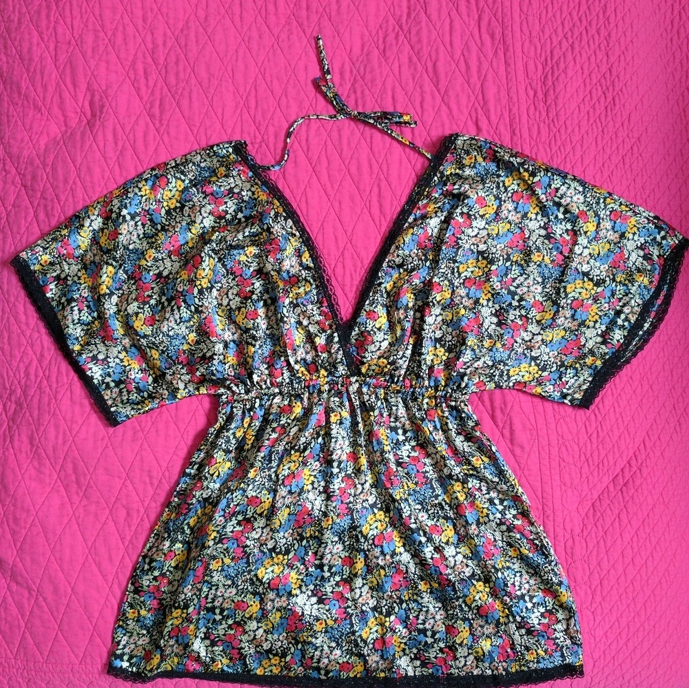 Flower Loose V-neck Long Blouse