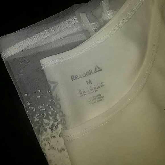 Reebok Crop Top Shirt Adidas Nike GymShark NWT - Picture 4 of 4