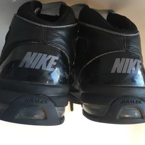 Nike AirMax Youth Basketball Sneakers