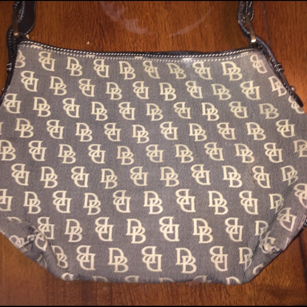 Dooney & Bourke Handbag