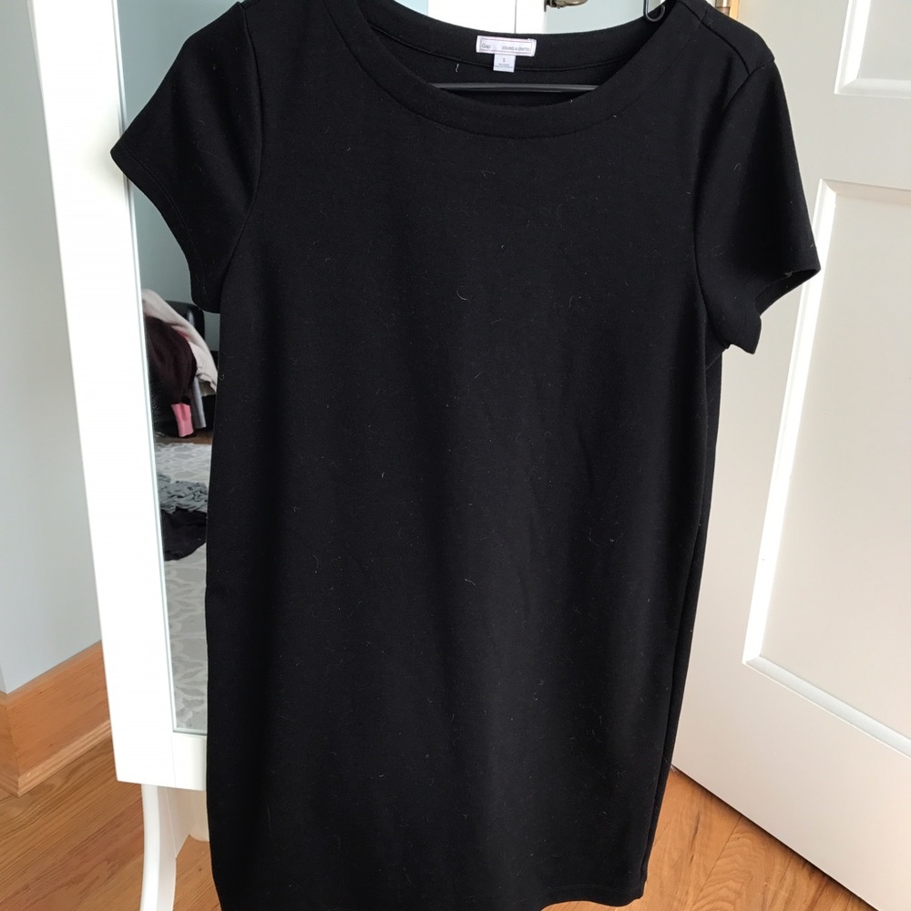 GAP black mini dress