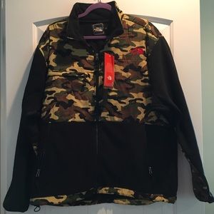 NWT men's NorthFace jacket