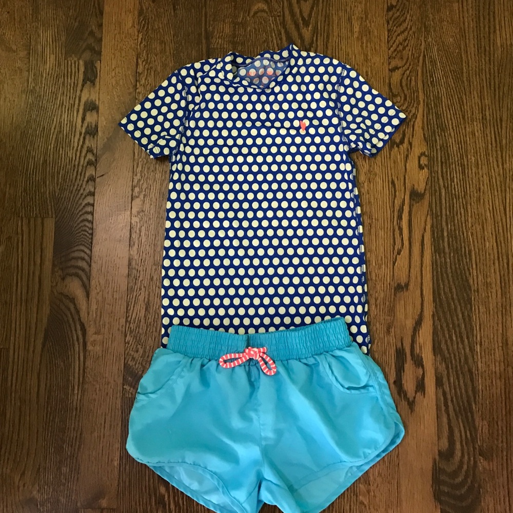Girls brand new swim set. Perfect condition.