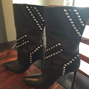 Guess leather boots with silver studs
