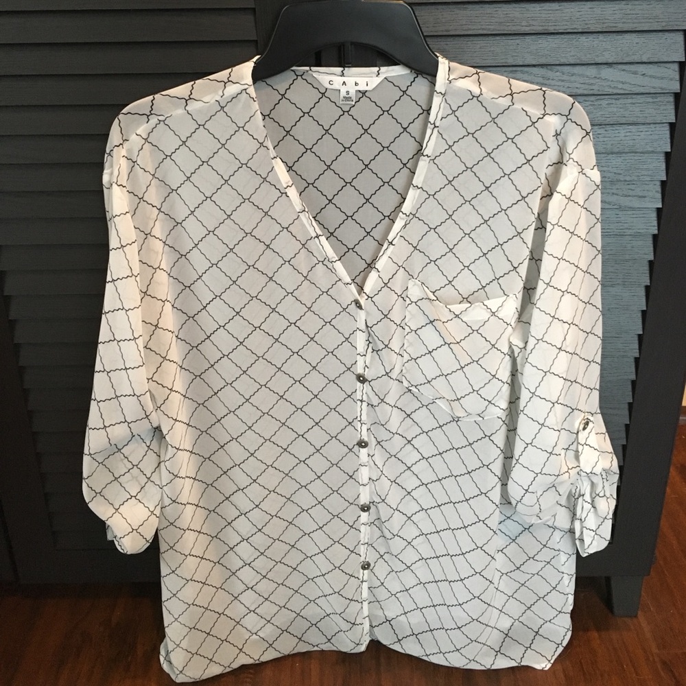 CAbi Sheer Top Size Small