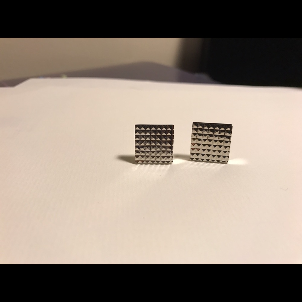 Cuff links