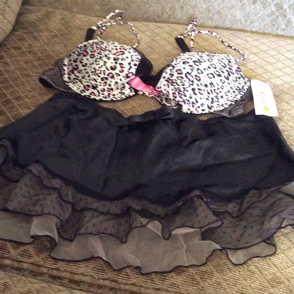 Animal print black lingerie set 38C bra Large 👙
