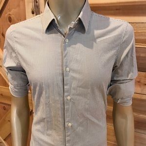 👔 New Sisley Men's Button Down tight pin stripe!