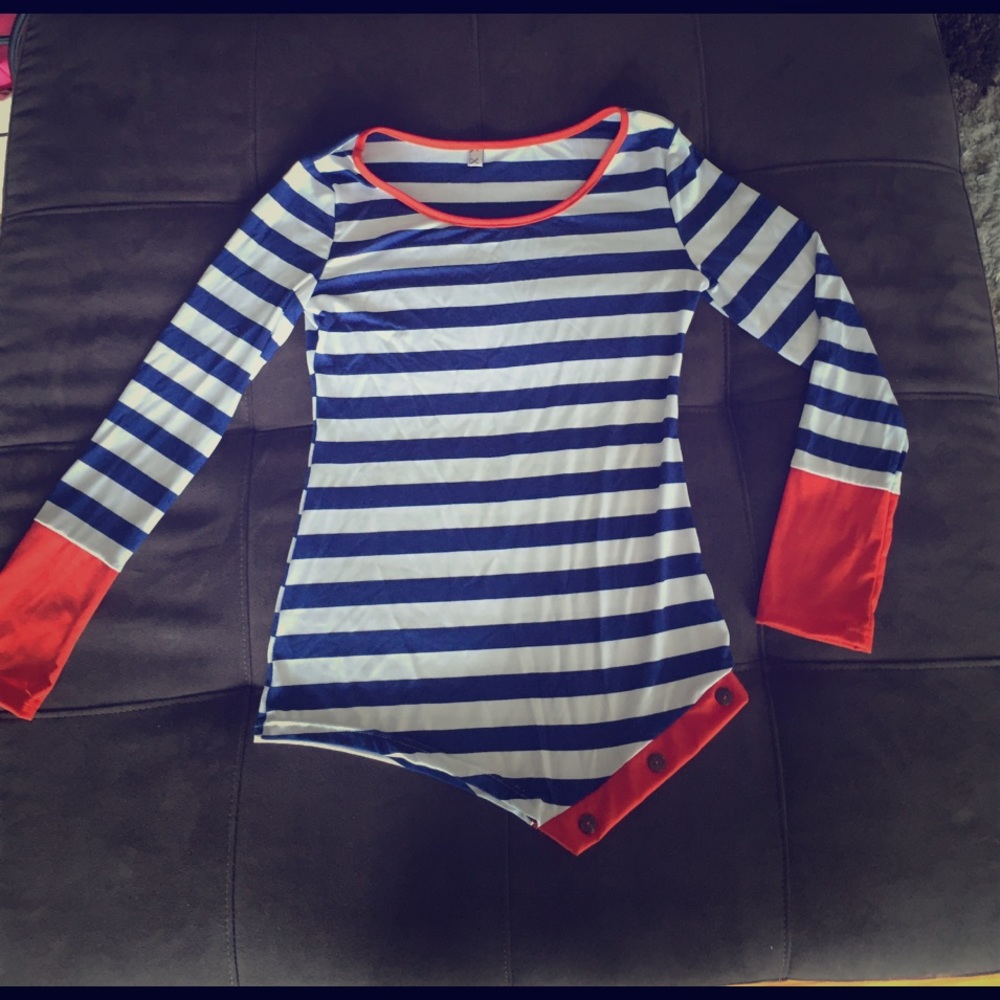 Long sleeve asymmetric top