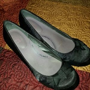 Black Lollypop pumps