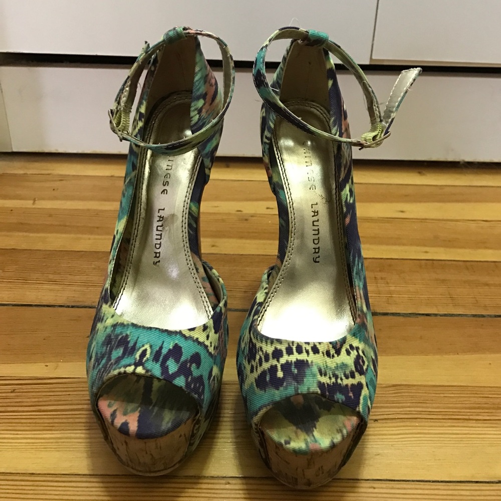 Colorful Patterned Platforms - Picture 2 of 4