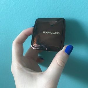 Shimmery Highlighter