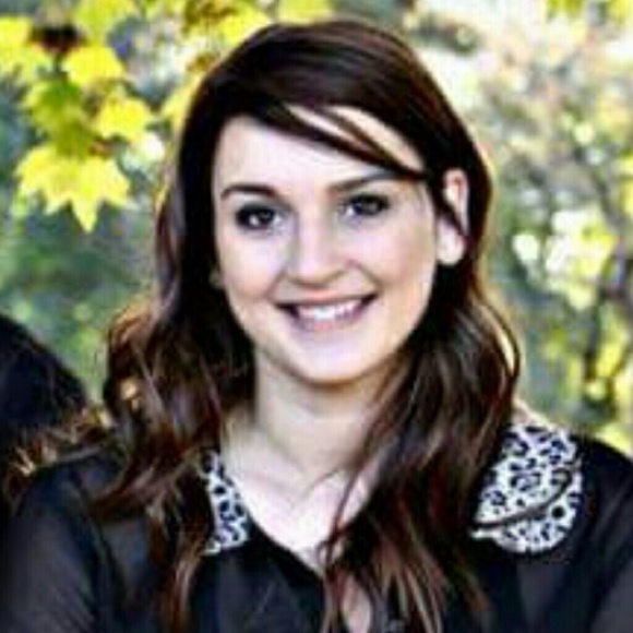 Meet your Posher, Andrea - Picture 1 of 1