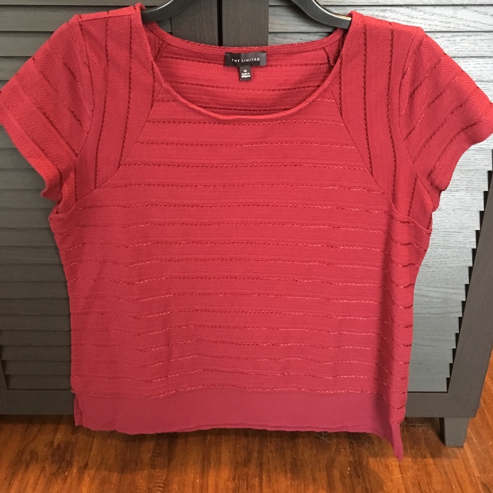The Limited Short Sleeved Top Size M