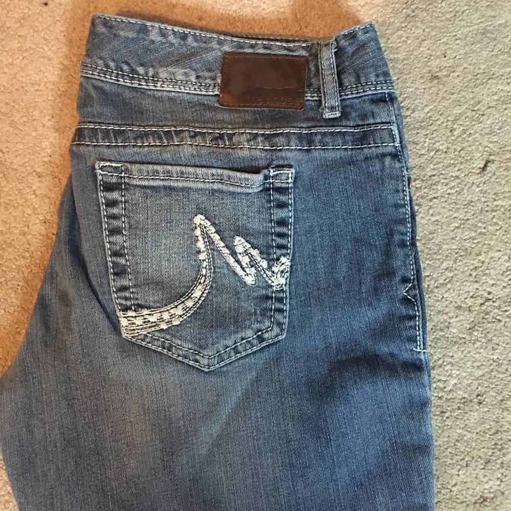 Boot cut jeans