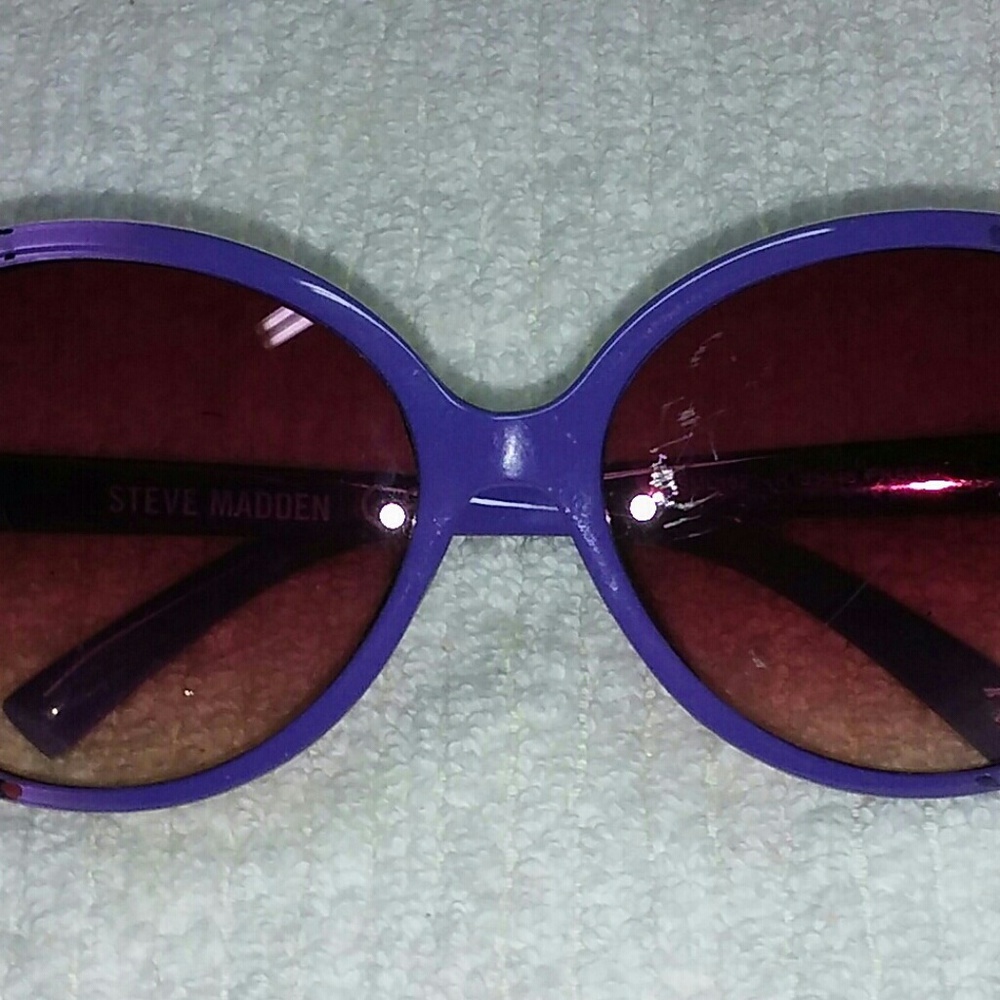 CUTE PURPLE SUNGLASSES, BRAND NEW!