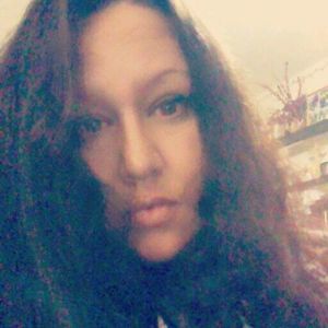 Meet your Posher, Lorraine