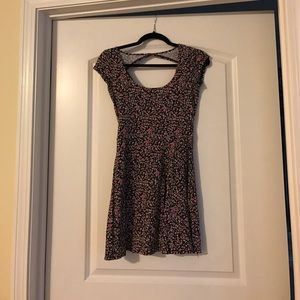 Flowed scatter dress