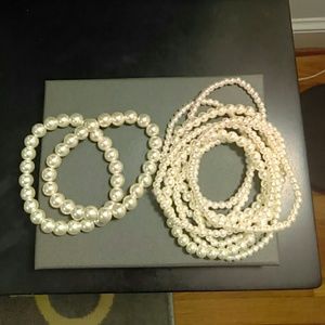 Multiple pearl bracelets