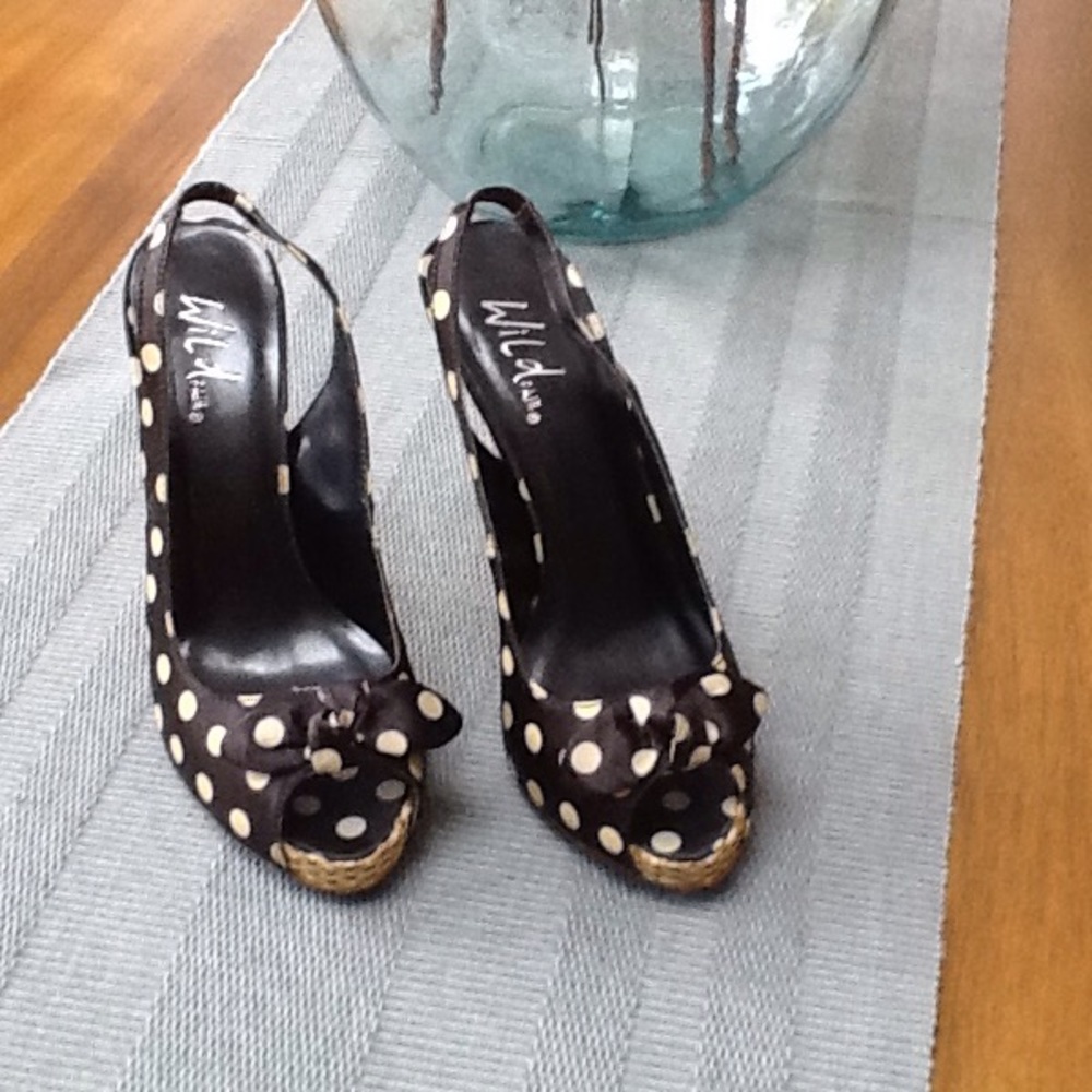 Polka dot sling back heels