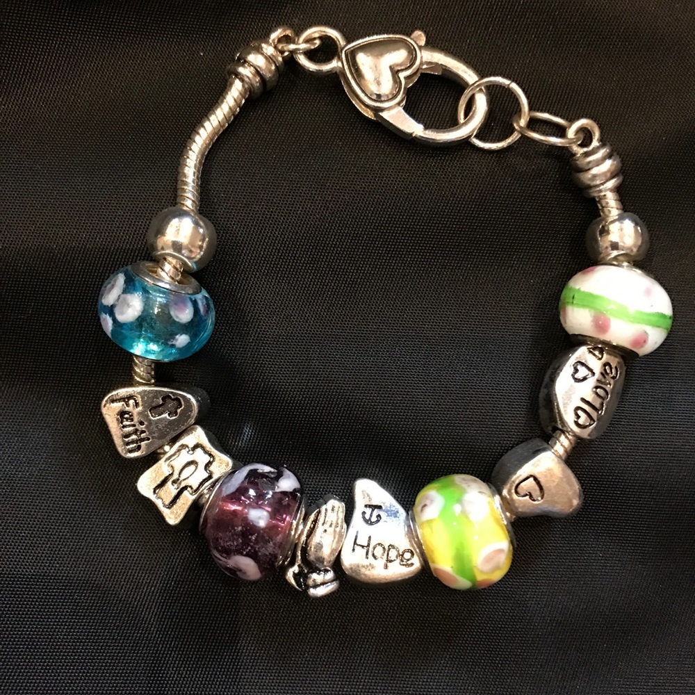 Bracelet