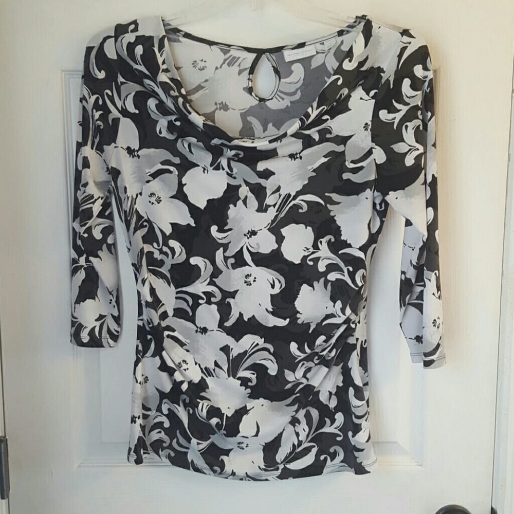 3/4 sleeve New York & Co top