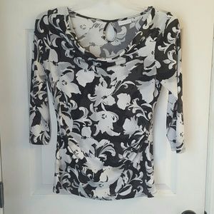 3/4 sleeve New York & Co top