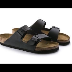 Black Arizona Birkenstocks
