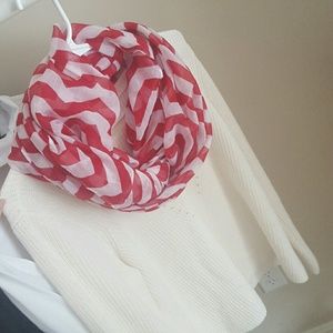 Red & white infinity scarf