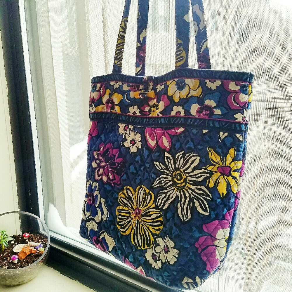 Vera Bradley Tote in African Violet