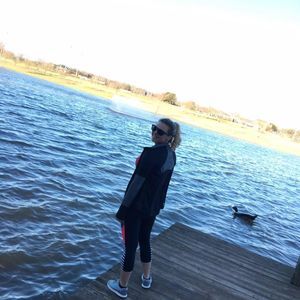 Meet your Posher, Jillian