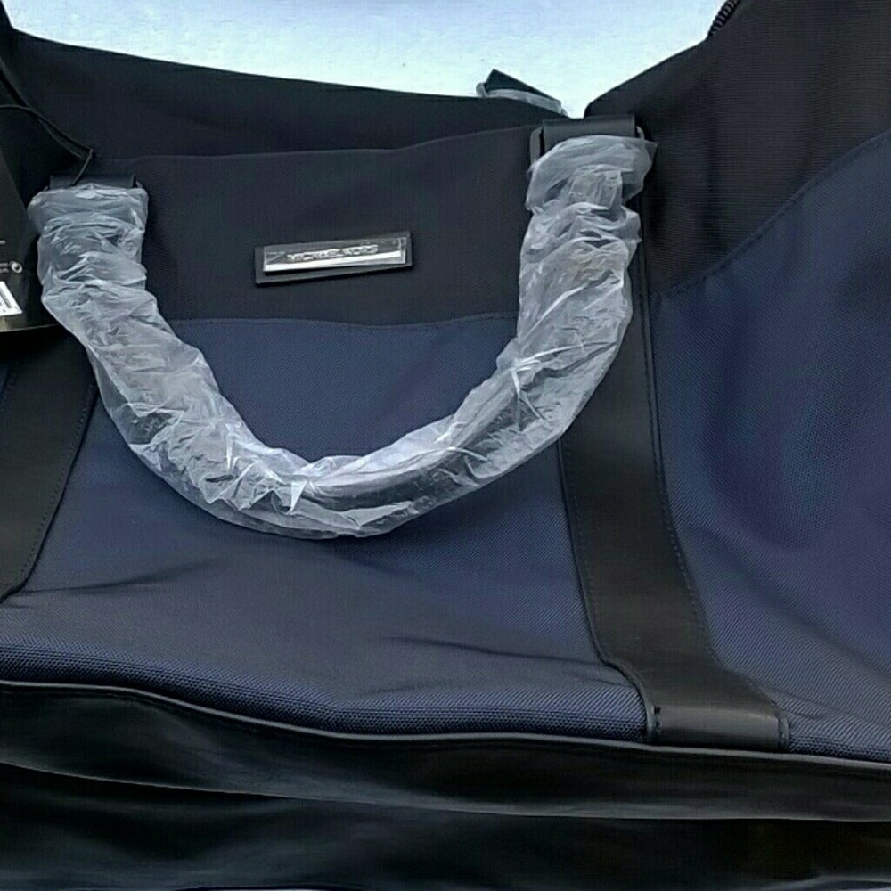 UNISEX New Michael kors duffle/weekend bag