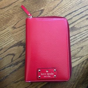 Kate Spade Wellesley Zip around personal organizer
