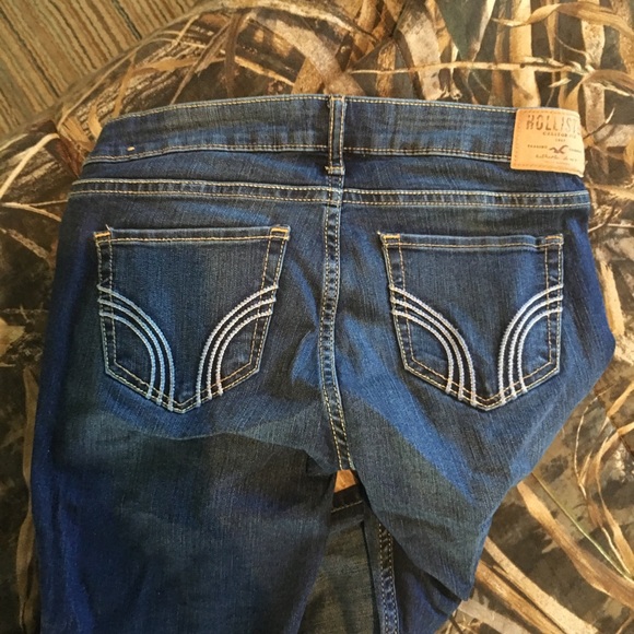 Hollister Super Skinny Jeans - Picture 3 of 3