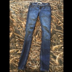 Hollister Super Skinny Jeans