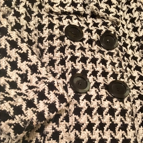 Long Houndstooth Peacoat!!! - Picture 5 of 5