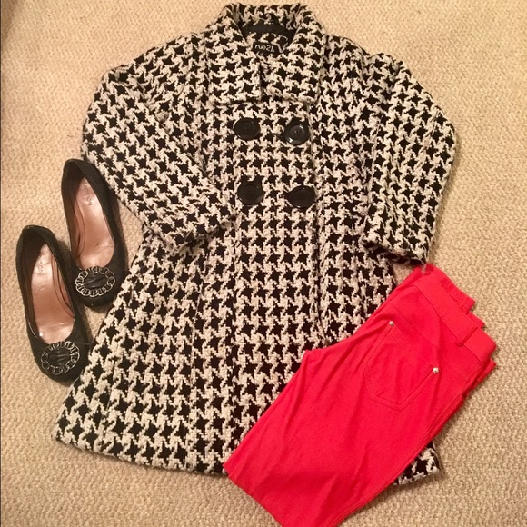 Long Houndstooth Peacoat!!! - Picture 2 of 5