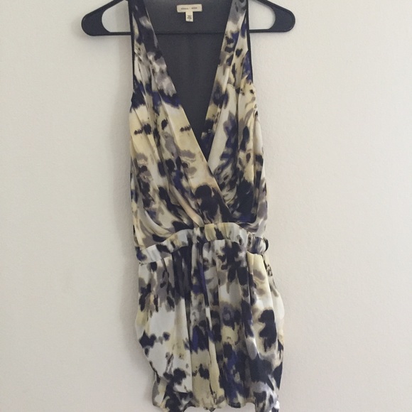 Silence + Noise Romper with Sheer Back size 4 - Picture 1 of 4