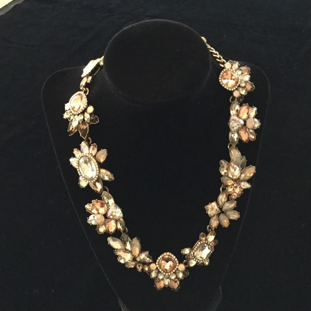 STATEMENT NECKLACE BY BAUBLEBAR, ROSE AND GOLD NWT