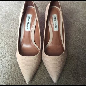 Steve Madden nude heels