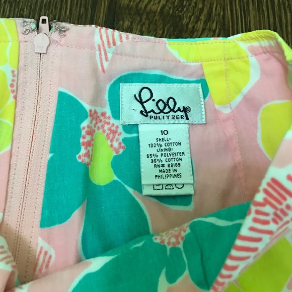 Lily Pulitzer girls skirt. Perfect condition - Picture 2 of 3